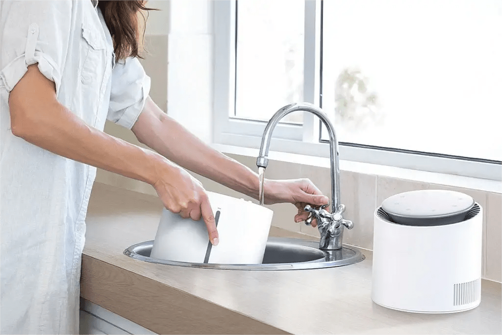 Can You Use Tap Water in a Humidifier? It Depends—Here's What's Safe - Y&O